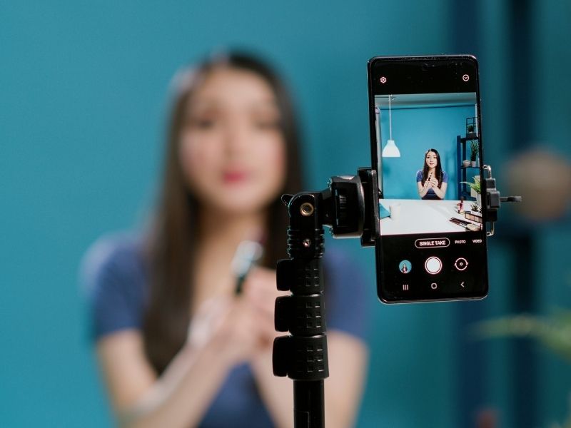 panel sosial media terbaik